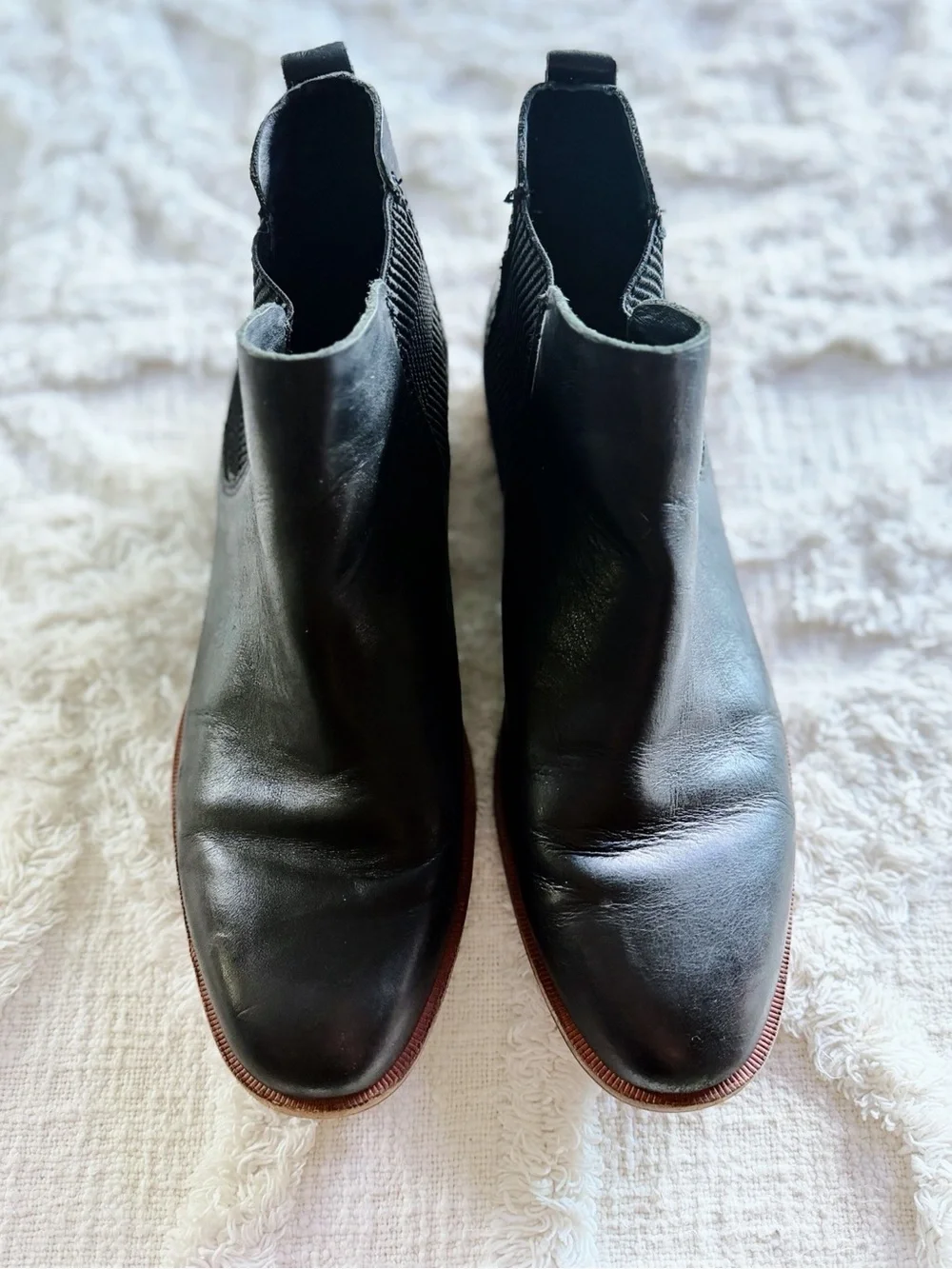 Kork-Ease Black Leather Chelsea Ankle Boots 8M GUC